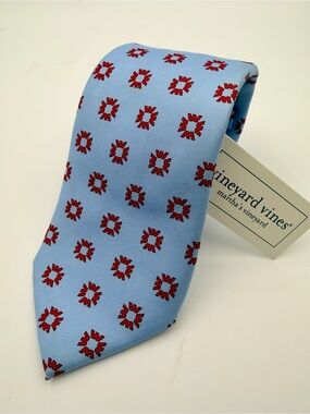 NWT Vineyard Vines The Westchester Bank Custom Silk Tie Blue Red
